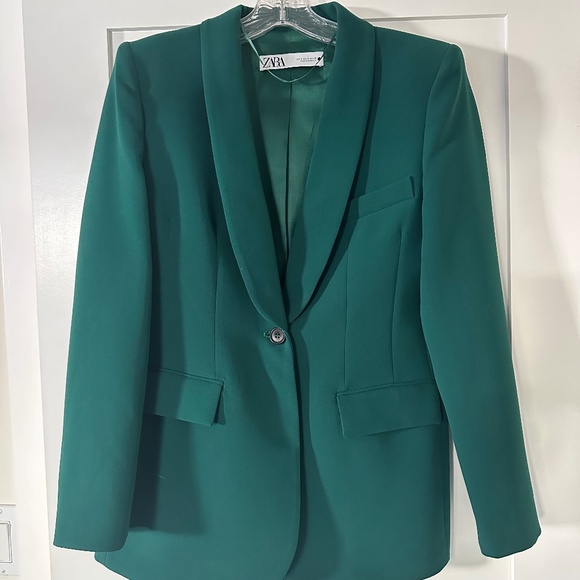 Zara Jackets & Blazers - Zara emerald green blazer